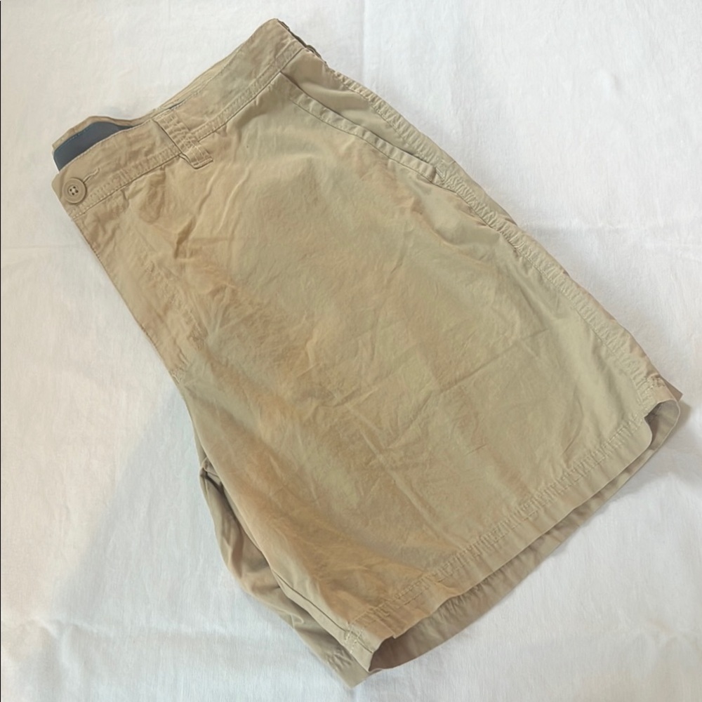Columbia Tan Flat Front Shorts Lightweight Casual - Picture 8 of 8